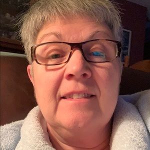 Meet your Posher, Joy